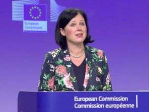 Vicepreşedinta CE pentru valori şi transparenţă Vera Jourova, efectuează o vizită în România